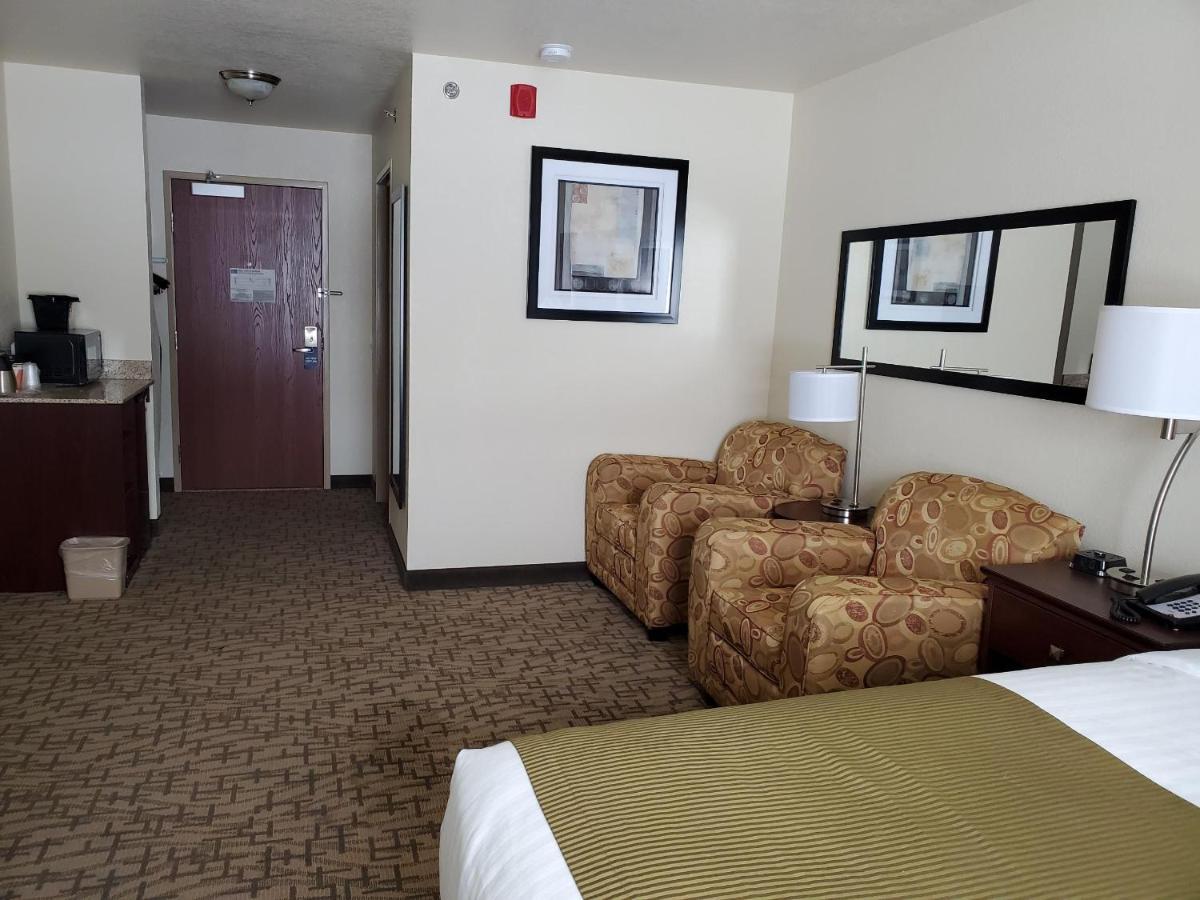 Cobblestone Inn & Suites - Barron Buitenkant foto