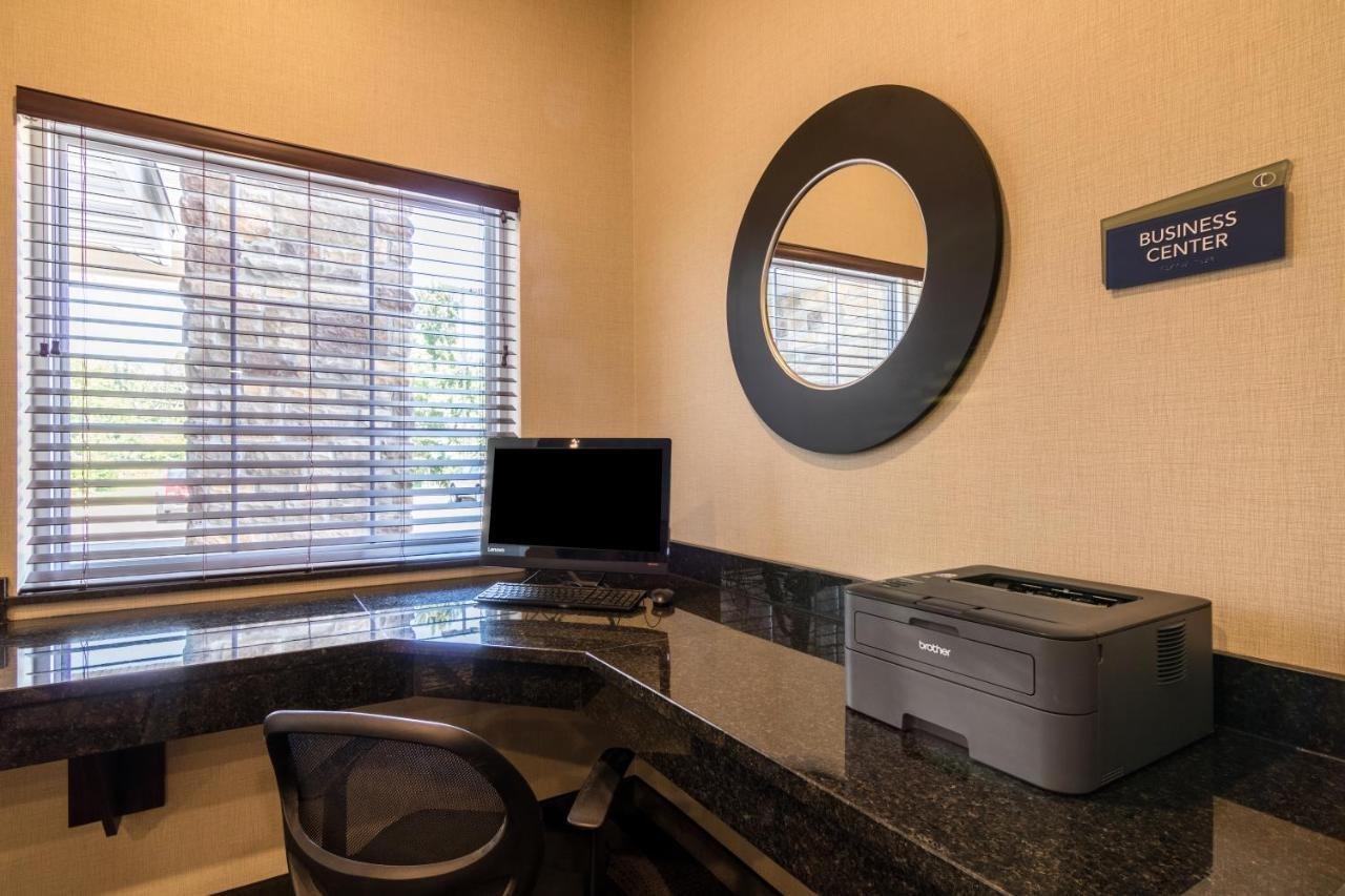Cobblestone Inn & Suites - Barron Buitenkant foto